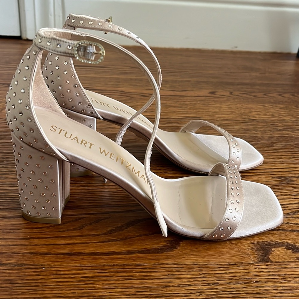 Stuart Weitzman Nudistcurve Block Heel In Satiny … - image 1